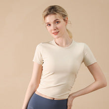 에센셜 라이트핏 티셔츠 ｜ Essential Light-Fit Tee